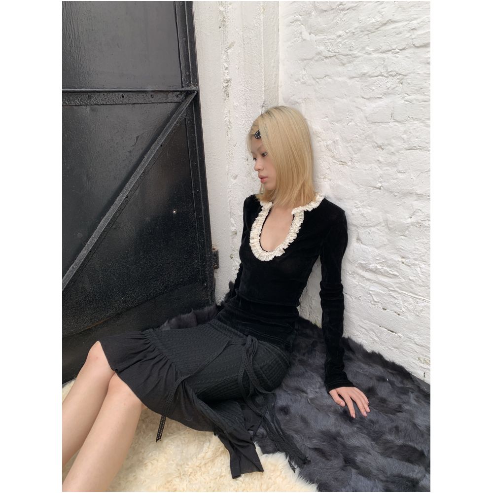 Velvet Countess Style Slim Fit Elegant Versatile image 1